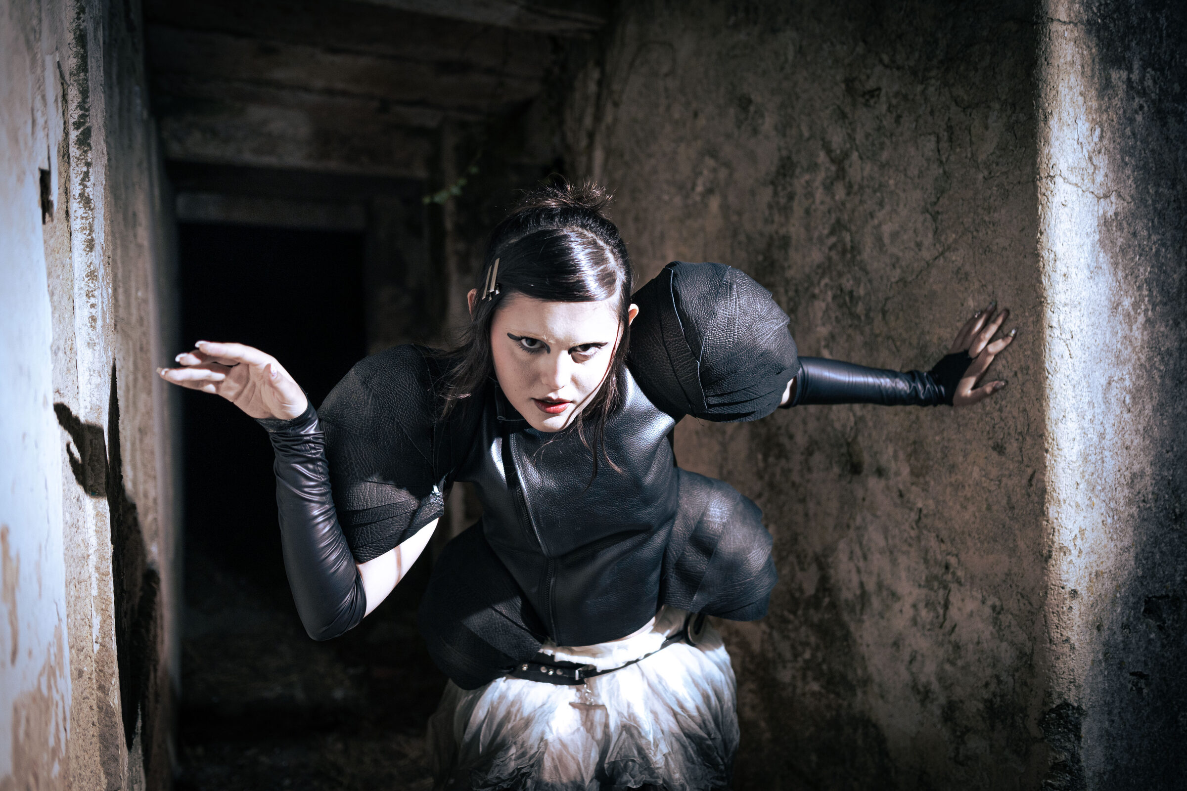 Fashion Editorial - Leather look in ruined doorway